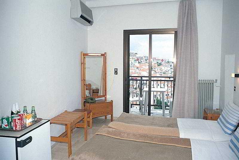 Denise Hotel Szkópelosz Kültér fotó